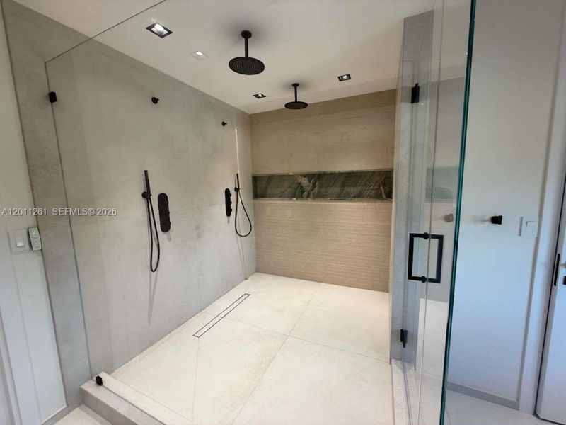 Image 41 of a home in .