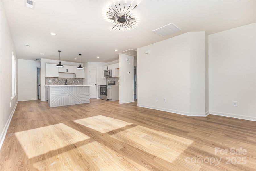 Spacious, unfurnished interior of a new home in , Salisbury (Image 10).