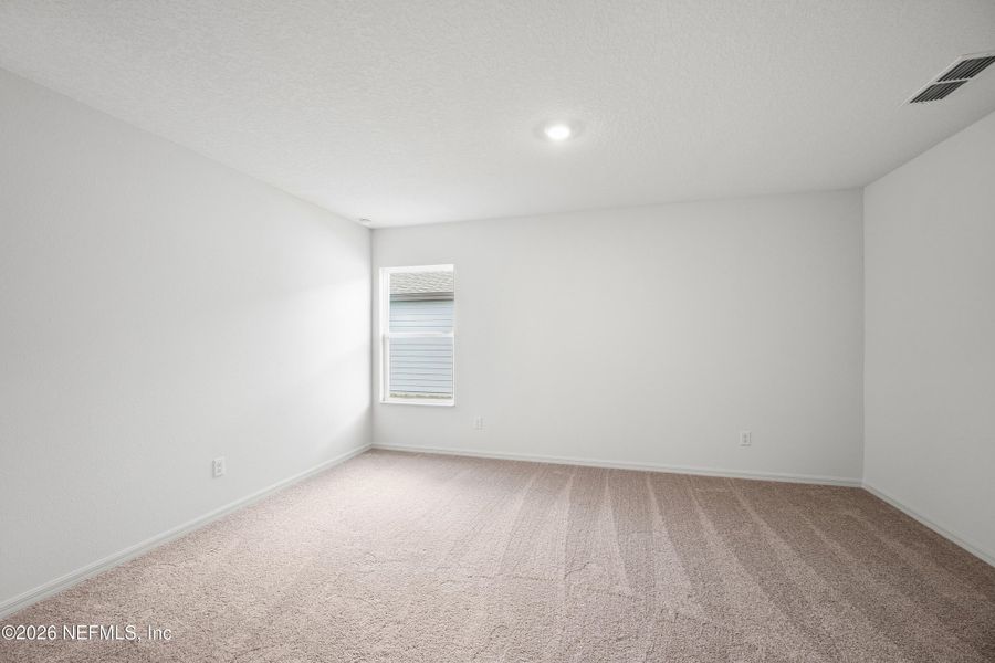 Spacious, unfurnished interior of a new home in Westport Landing, Jacksonville (Image 18).