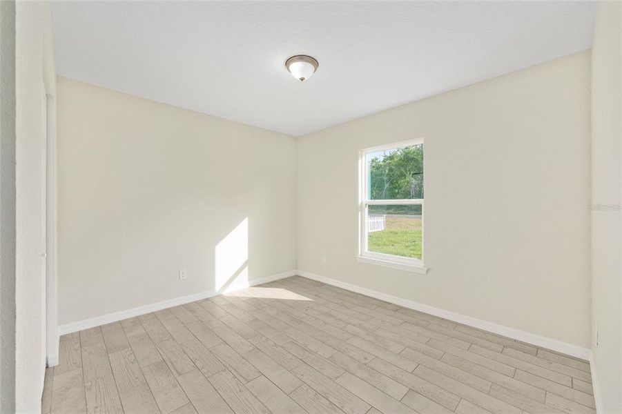 Spacious, unfurnished interior of a new home in , Ocala (Image 22).