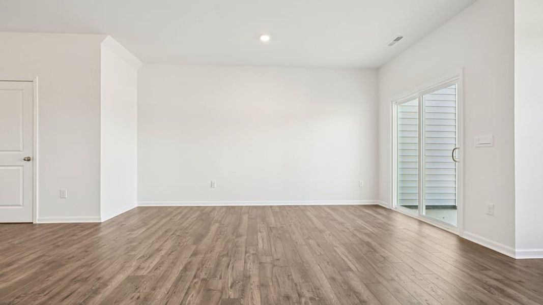Spacious, unfurnished interior of a new home in Chapel Townes, Raleigh (Image 14).