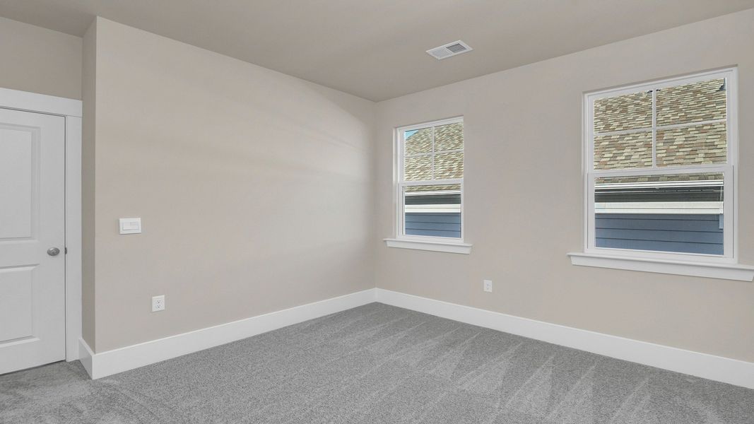 Spacious, unfurnished interior of a new home in Cross Creek, Lexington (Image 25). Spacious, unfurnished interior of a new home in Cross Creek, Lexington (Image 25).