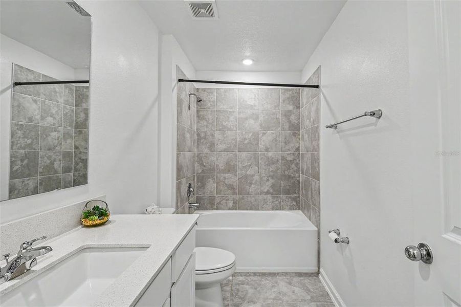 Furnished interior view inside a new home in Cascades, Davenport (Image 28).