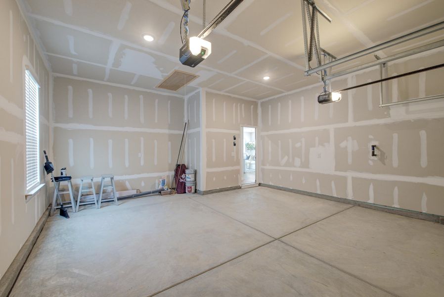 Image 53 of a home in .