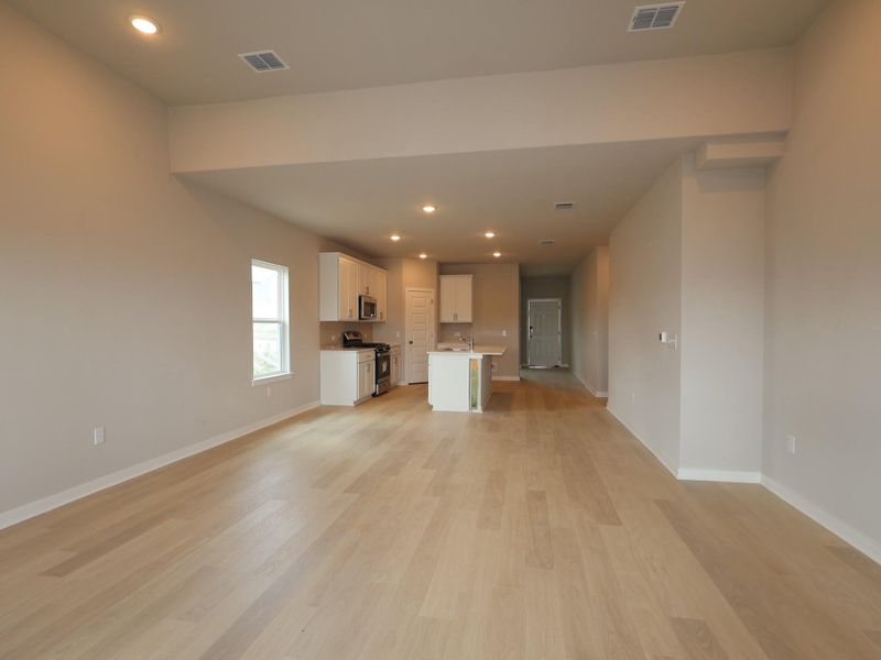Spacious, unfurnished interior of a new home in Cascades at Onion Creek, Austin (Image 12). Spacious, unfurnished interior of a new home in Cascades at Onion Creek, Austin (Image 12).