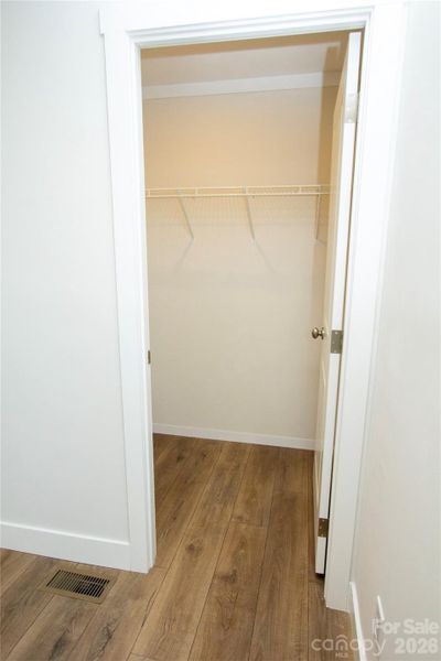 Bedroom 2 w/ Walk-in closet