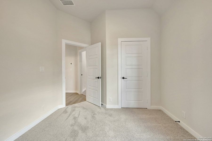 Spacious, unfurnished interior of a new home in , New Braunfels (Image 18). Spacious, unfurnished interior of a new home in , New Braunfels (Image 18).