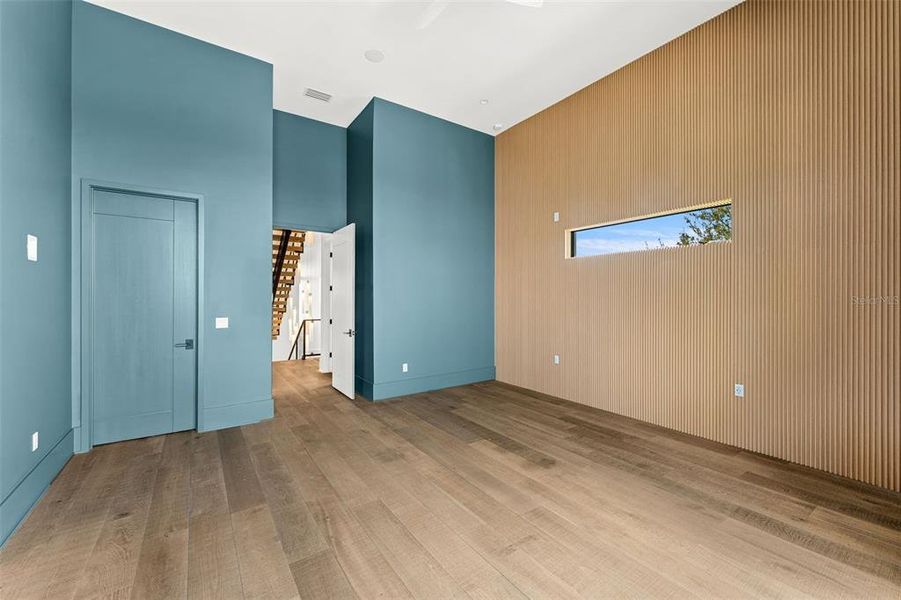 Spacious, unfurnished interior of a new home in , New Smyrna Beach (Image 60).