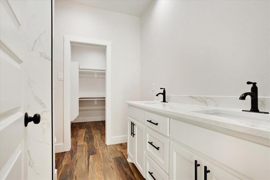 Furnished interior view inside a new home in , Sherman (Image 7).