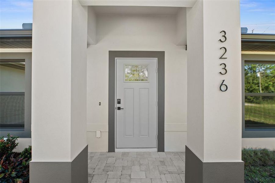 Exterior details and patio area of a home in , North Port (Image 4).