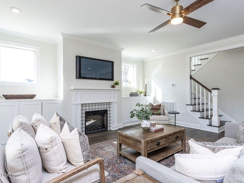 012-1280x960-living-room 012-1280x960-living-room