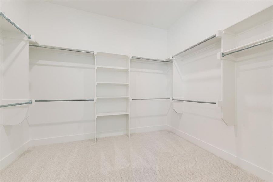 Image 37 of a home in Quail Hollow.