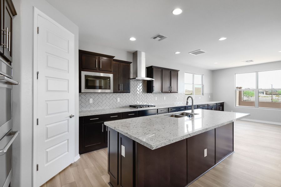 Representative furnished interior of a home built from the Yellowstone by Taylor Morrison in Artisan at Asante Passage Collection, Surprise (Image 13). Representative furnished interior of a home built from the Yellowstone by Taylor Morrison in Artisan at Asante Passage Collection, Surprise (Image 13).