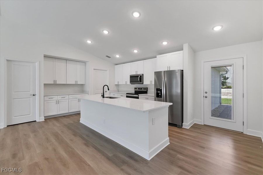 Furnished interior view inside a new home in Cape Coral, Cape Coral (Image 6).
