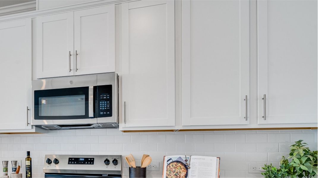 1781 Carson II Kitchen 3of4