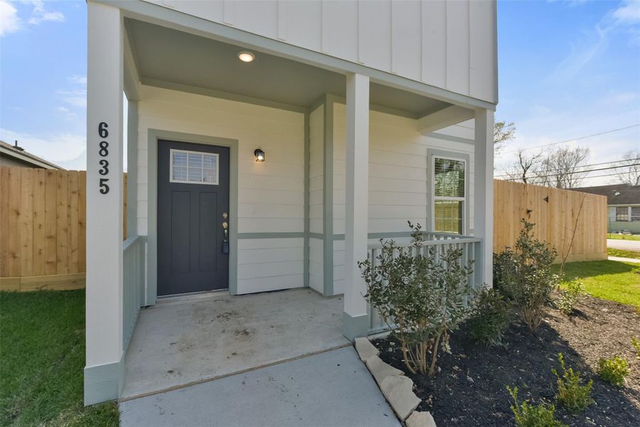 Exterior details and patio area of a home in , Houston (Image 4).