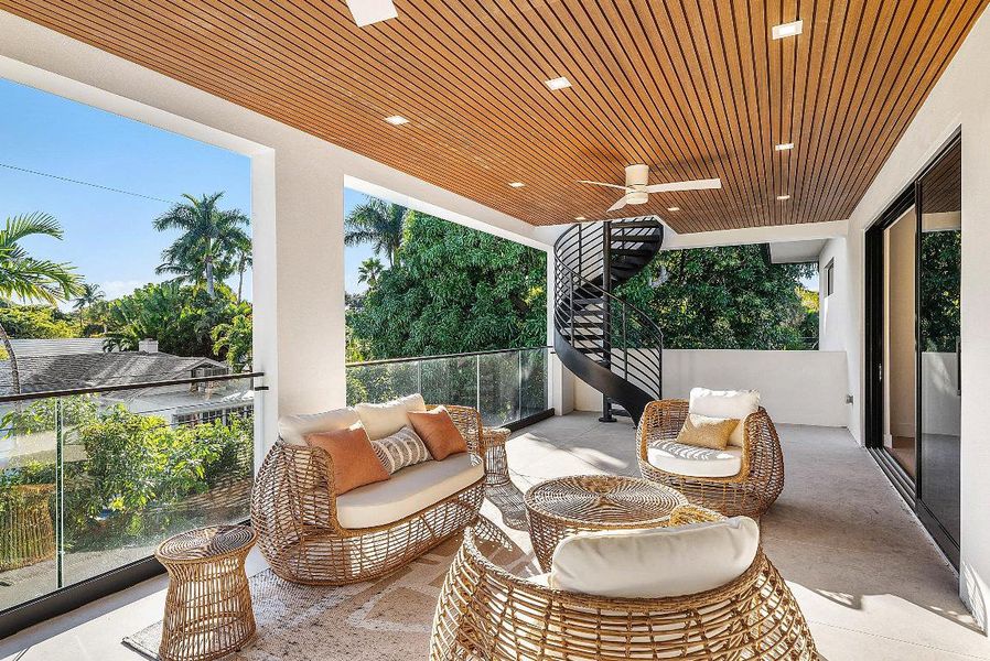 066-25833rdCourt-WestPalmBeach-FL-33407-