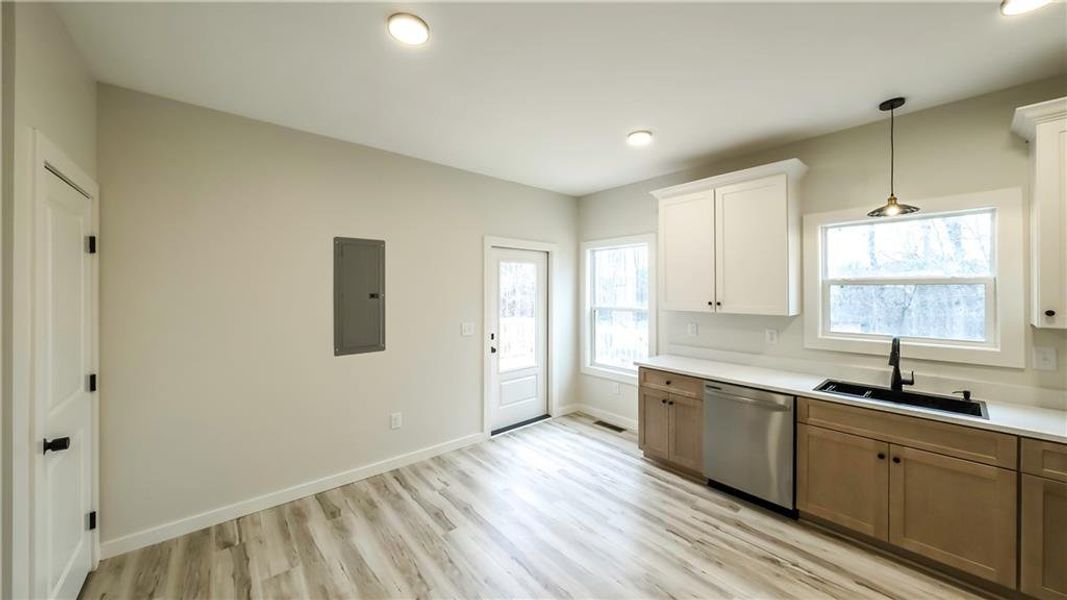 Furnished interior view inside a new home in , Carrollton (Image 3).