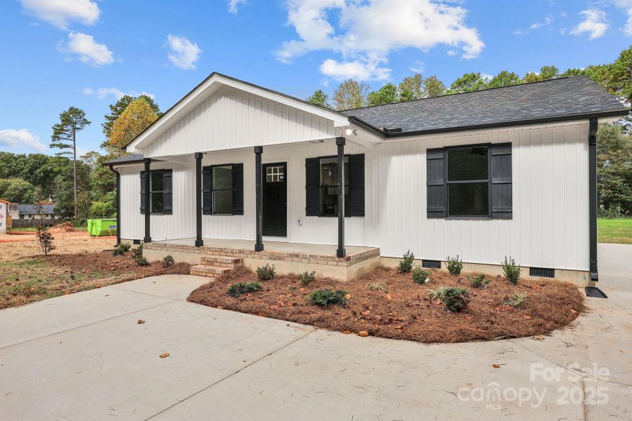 Exterior details and patio area of a home in , Salisbury (Image 22).