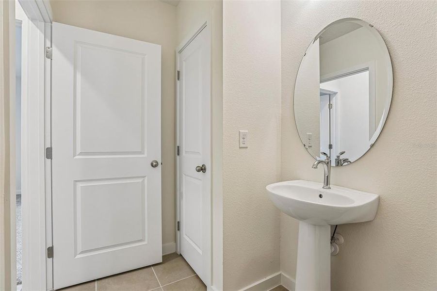 Furnished interior view inside a new home in Cyrene at Harmony, St. Cloud (Image 11).