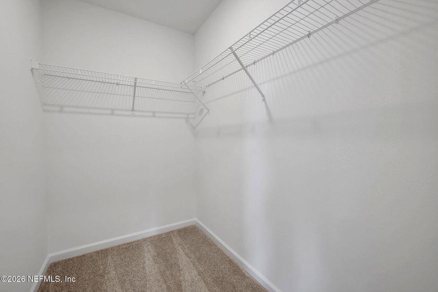 Spacious, unfurnished interior of a new home in Amberly, Green Cove Springs (Image 31).