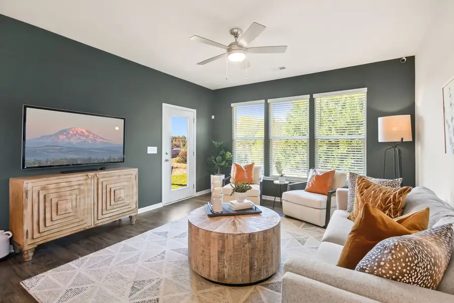 Representative furnished interior of a home built from the The Cade by Stanley Martin Homes in Persimmon Hill, Lyman (Image 6).