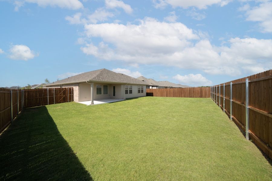 Exterior details and patio area of a home in Verandah, Royse City (Image 2).