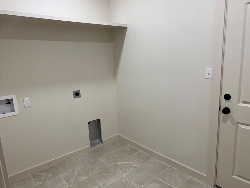 Spacious, unfurnished interior of a new home in , Port Neches (Image 10). Spacious, unfurnished interior of a new home in , Port Neches (Image 10).