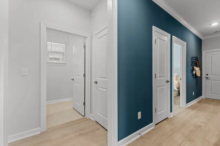 Spacious, unfurnished interior of a new home in Terrapin, Leland (Image 22).