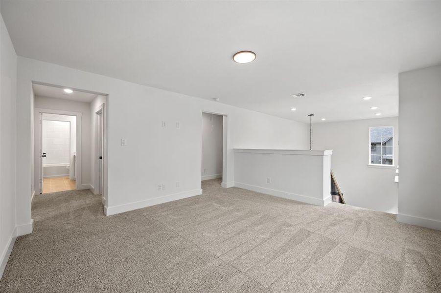 Spacious, unfurnished interior of a new home in North Square at Uptown, Celina (Image 18).