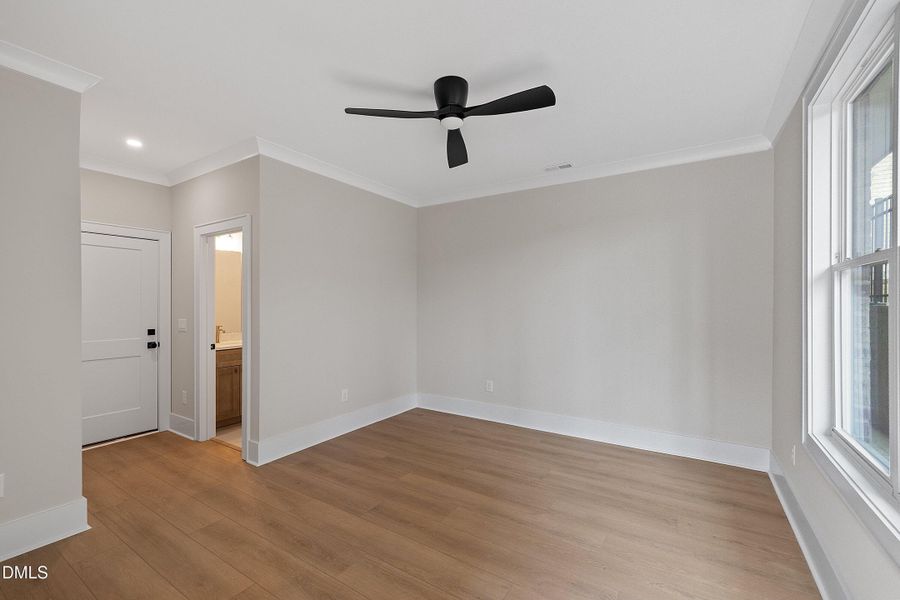 13-223 S West St _1594 13-223 S West St _1594