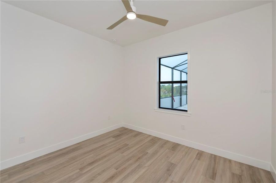 Spacious, unfurnished interior of a new home in , Port Charlotte (Image 20).
