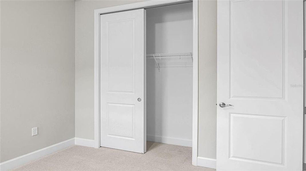 Spacious, unfurnished interior of a new home in Cresswind at Lake Harris, Tavares (Image 35). Spacious, unfurnished interior of a new home in Cresswind at Lake Harris, Tavares (Image 35).