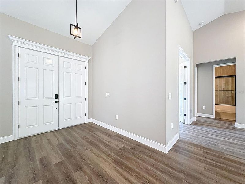 Spacious, unfurnished interior of a new home in , Lakeland (Image 71).