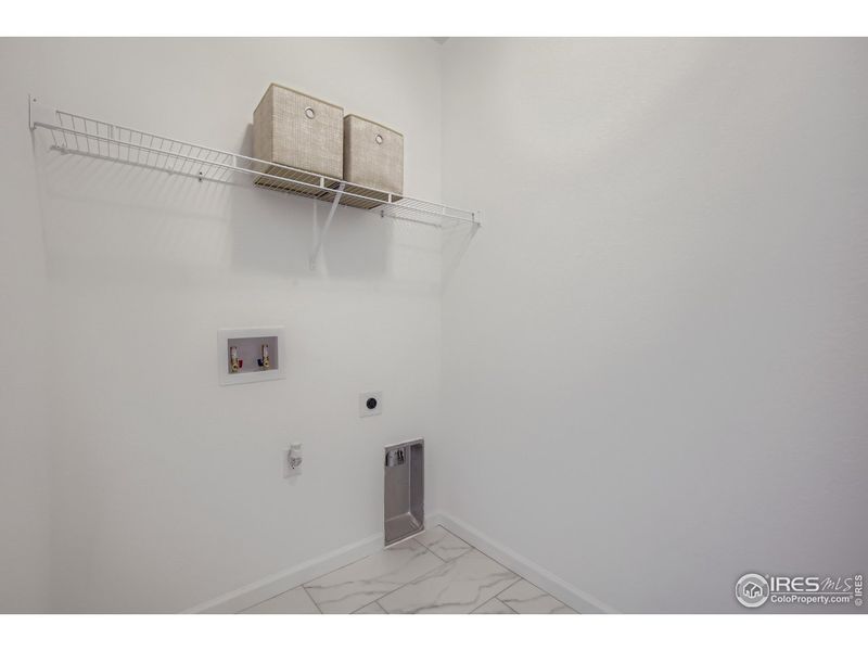 Spacious, unfurnished interior of a new home in Hidden Creek, Frederick (Image 22). Spacious, unfurnished interior of a new home in Hidden Creek, Frederick (Image 22).