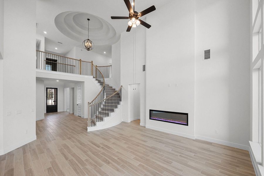 Spacious, unfurnished interior of a new home in Nolina, Georgetown (Image 22).