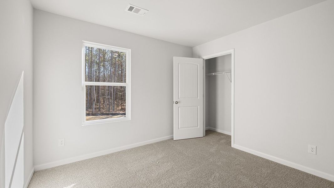 Representative unfurnished interior of a home built from the HAYDEN by D.R. Horton in Fairhaven, Lithia Springs (Image 23).