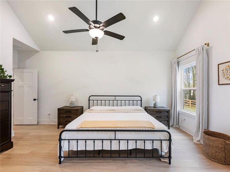 Furnished interior view inside a new home in , Gillsville (Image 45).