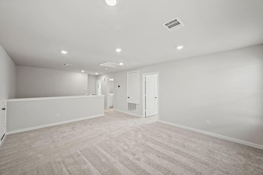 Spacious, unfurnished interior of a new home in Magnolia Springs, Montgomery (Image 22).