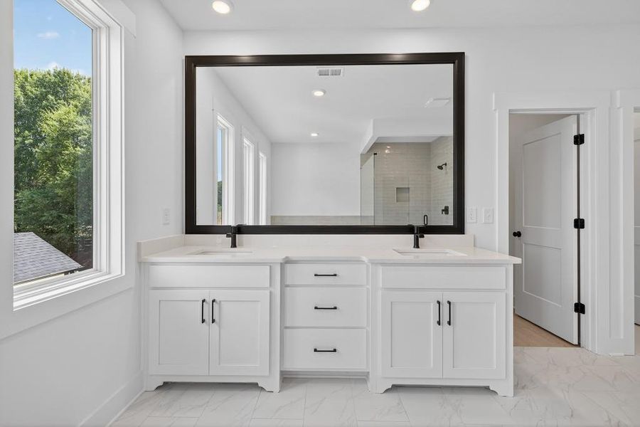 Furnished interior view inside a new home in Livingstone Park, Kennesaw (Image 29).