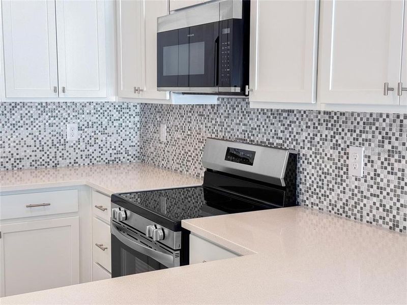 Furnished interior view inside a new home in , Port Charlotte (Image 16).