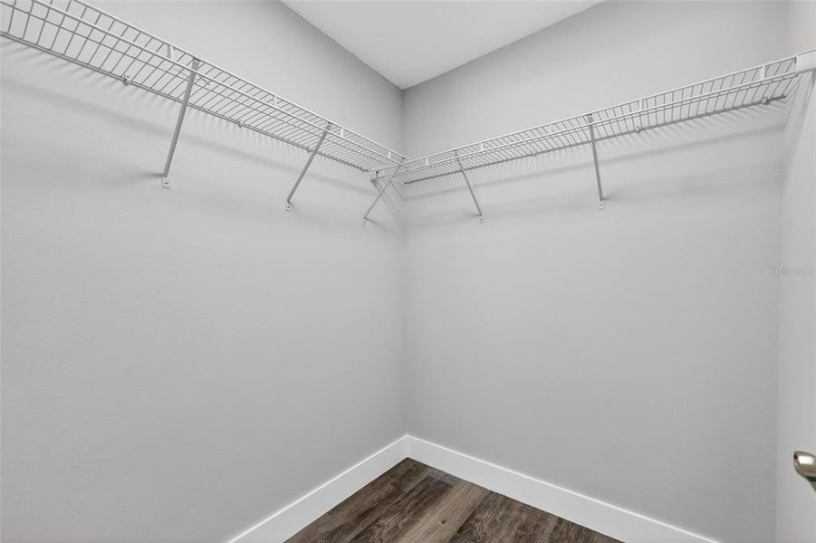 Spacious, unfurnished interior of a new home in , Dunnellon (Image 37).