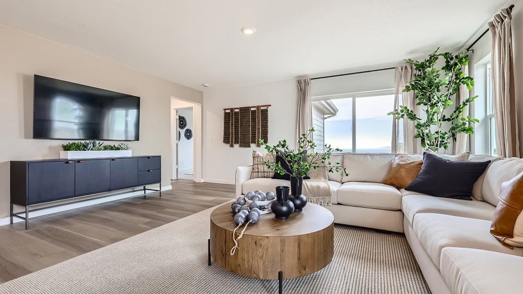 4003 Madison Great 2of2 F1