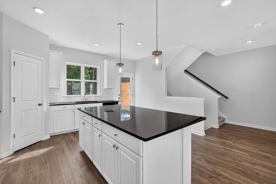 Furnished interior view inside a new home in Rosewood Farm, Lawrenceville (Image 10).