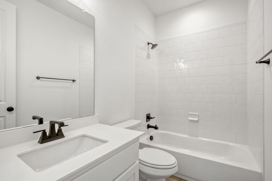 2228 Prickly Cactus - Full Bathroom