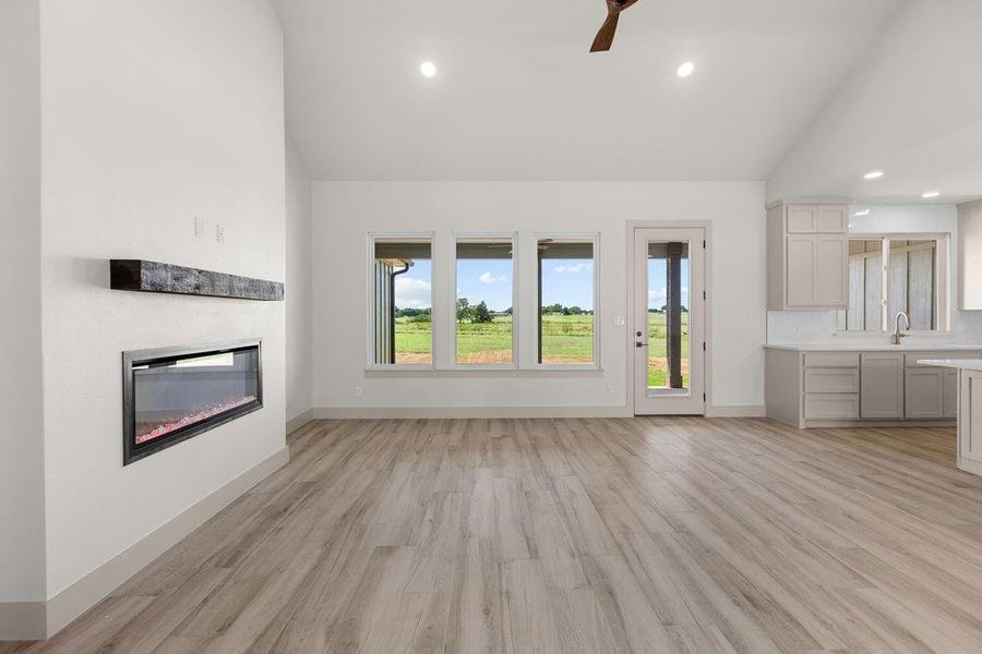 Spacious, unfurnished interior of a new home in , Whitesboro (Image 29).