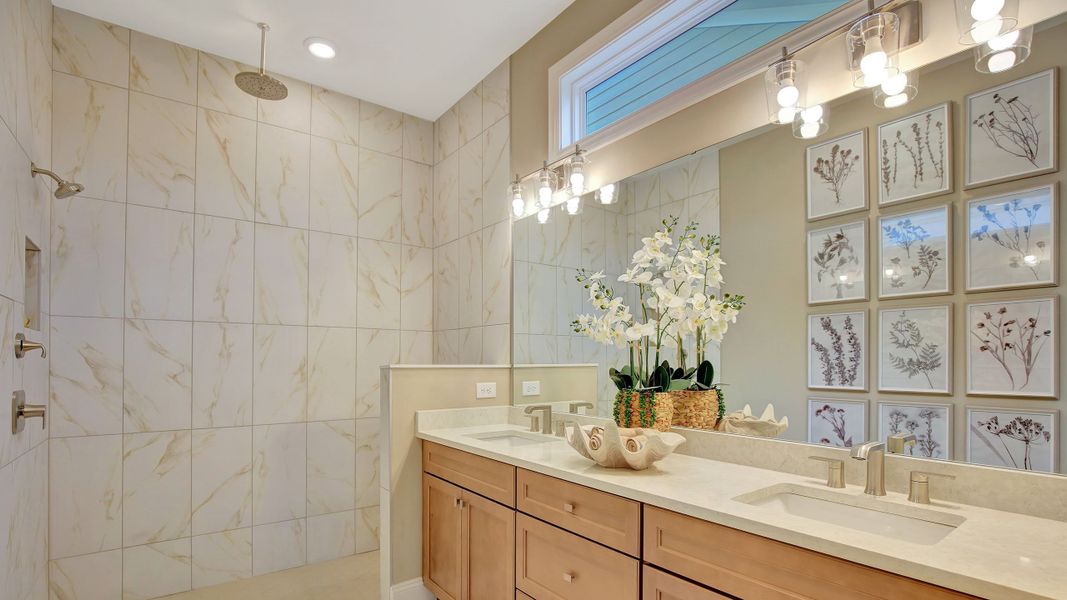 Owner's Suite Bath | Model images from sister community Owner's Suite Bath | Model images from sister community