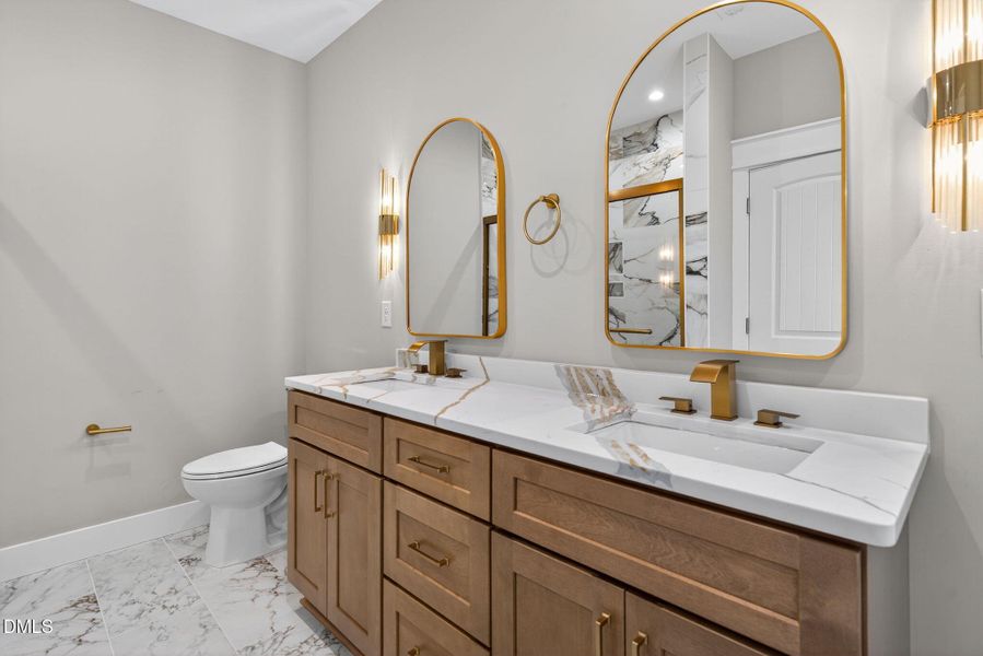 46-web-or-mls-62 Ponchartrain-27