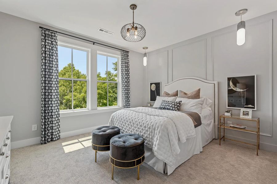 The Ballentine Bedroom 4