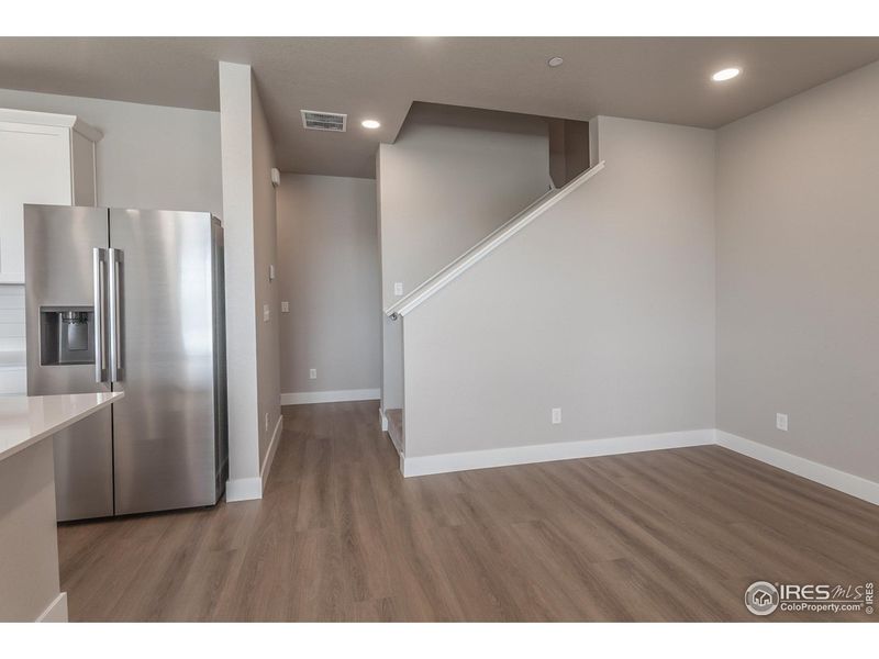 Spacious, unfurnished interior of a new home in , Timnath (Image 27).